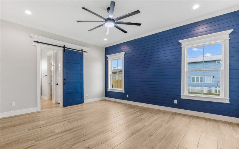 129 Frontside Drive, Corpus Christi, TX 78418, 6 Bedrooms Bedrooms, ,5 BathroomsBathrooms,Residential,For Sale,129 Frontside Drive,0,473948