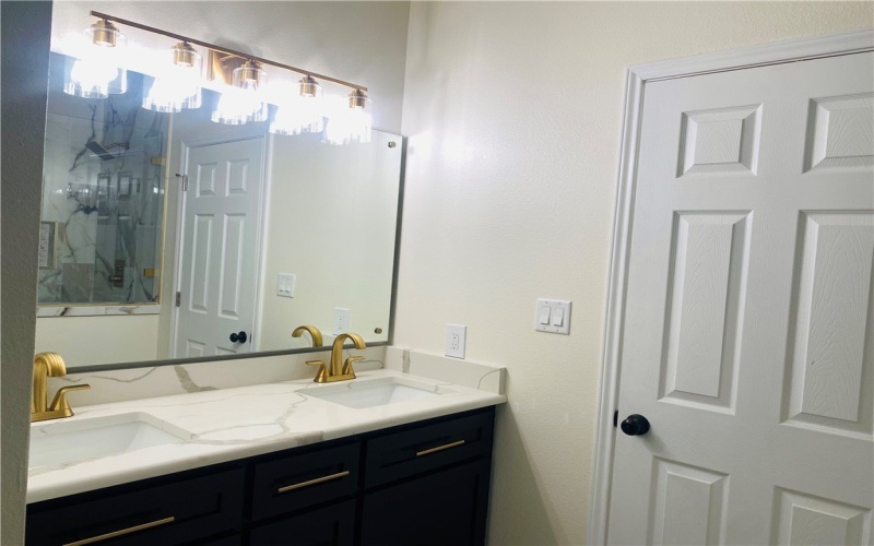 142 S 11 Street, Aransas Pass, TX 78336, 3 Bedrooms Bedrooms, ,2 BathroomsBathrooms,Residential,For Sale,142 S 11 Street,0,474143