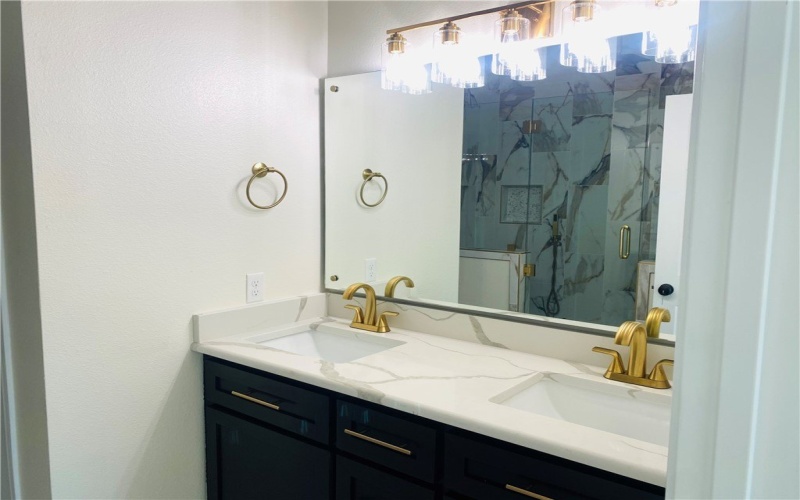 142 S 11 Street, Aransas Pass, TX 78336, 3 Bedrooms Bedrooms, ,2 BathroomsBathrooms,Residential,For Sale,142 S 11 Street,0,474143