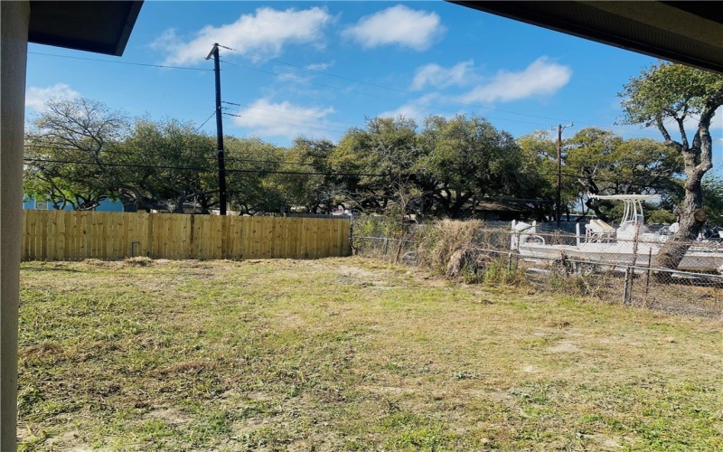 142 S 11 Street, Aransas Pass, TX 78336, 3 Bedrooms Bedrooms, ,2 BathroomsBathrooms,Residential,For Sale,142 S 11 Street,0,474143