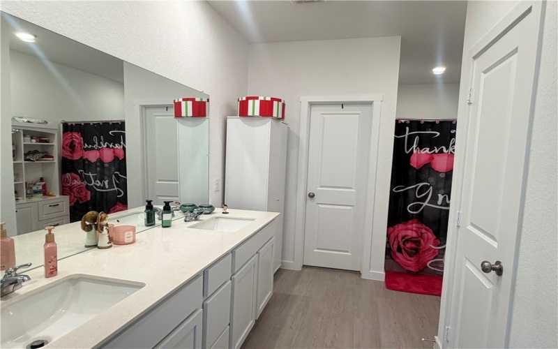 7842 Doctor Strange Drive, Corpus Christi, TX 78414, 3 Bedrooms Bedrooms, ,2 BathroomsBathrooms,Residential,For Sale,7842 Doctor Strange Drive,0,474322