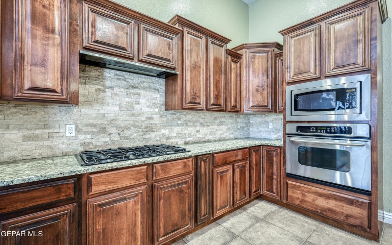 13574 EMERALD FALLS Drive, Horizon City, TX 79928, 4 Bedrooms Bedrooms, ,2 BathroomsBathrooms,Residential,For Sale,13574 EMERALD FALLS Drive,0,941523