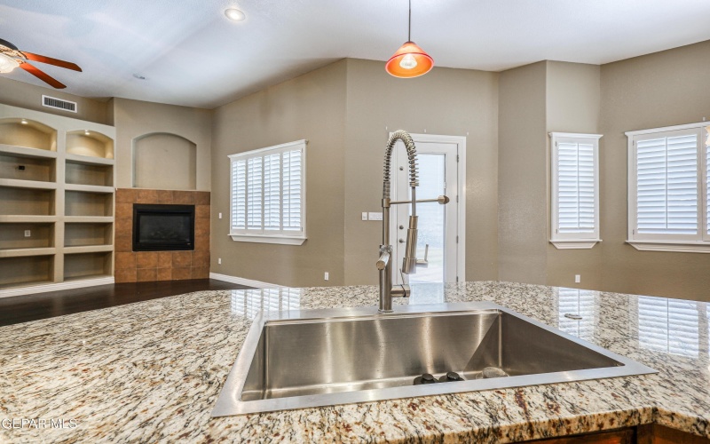 13574 EMERALD FALLS Drive, Horizon City, TX 79928, 4 Bedrooms Bedrooms, ,2 BathroomsBathrooms,Residential,For Sale,13574 EMERALD FALLS Drive,0,941523