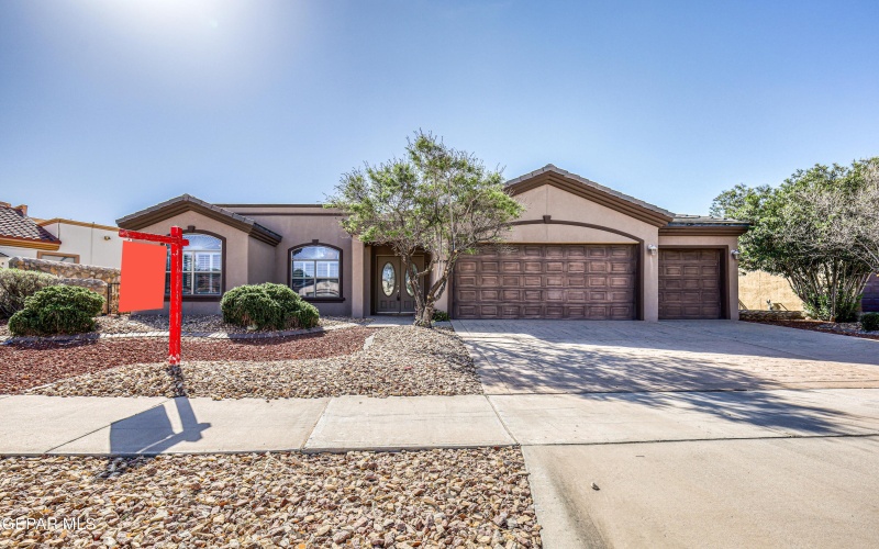 13574 EMERALD FALLS Drive, Horizon City, TX 79928, 4 Bedrooms Bedrooms, ,2 BathroomsBathrooms,Residential,For Sale,13574 EMERALD FALLS Drive,0,941523