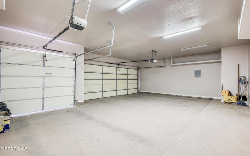 13574 EMERALD FALLS Drive, Horizon City, TX 79928, 4 Bedrooms Bedrooms, ,2 BathroomsBathrooms,Residential,For Sale,13574 EMERALD FALLS Drive,0,941523