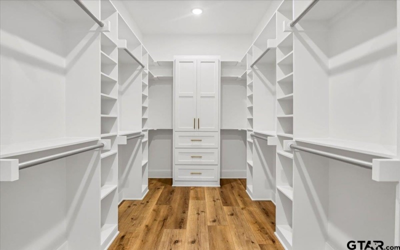 14848 Woodland Creek Dr., Tyler, TX 75706, 4 Bedrooms Bedrooms, ,3 BathroomsBathrooms,Residential,For Sale,14848 Woodland Creek Dr.,0,26004698