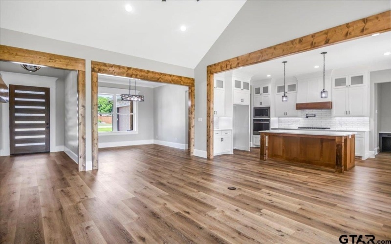 14848 Woodland Creek Dr., Tyler, TX 75706, 4 Bedrooms Bedrooms, ,3 BathroomsBathrooms,Residential,For Sale,14848 Woodland Creek Dr.,0,26004698