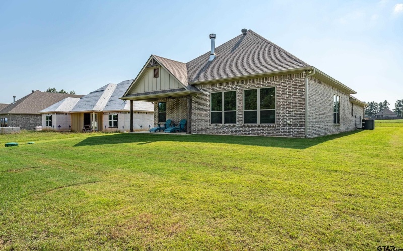 15055 High Country Acres Lane, Tyler, TX 75706, 3 Bedrooms Bedrooms, ,2 BathroomsBathrooms,Residential,For Sale,15055 High Country Acres Lane,0,26004712