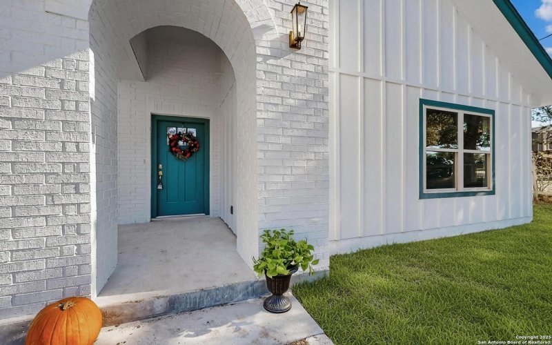 514 contour, Spring Branch, TX 78070, 3 Bedrooms Bedrooms, ,2 BathroomsBathrooms,Residential,For Sale,514 contour,0,1954470