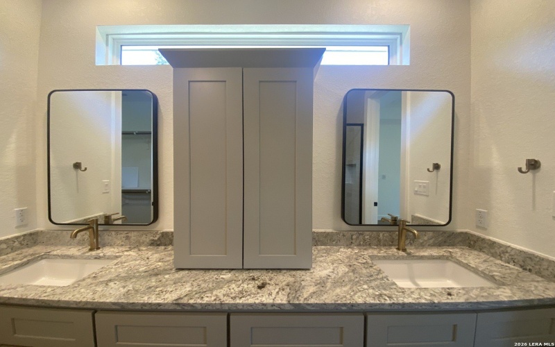 729 Canyon Bend, Canyon Lake, TX 78133, 3 Bedrooms Bedrooms, ,2 BathroomsBathrooms,Residential,For Sale,729 Canyon Bend,0,1954536