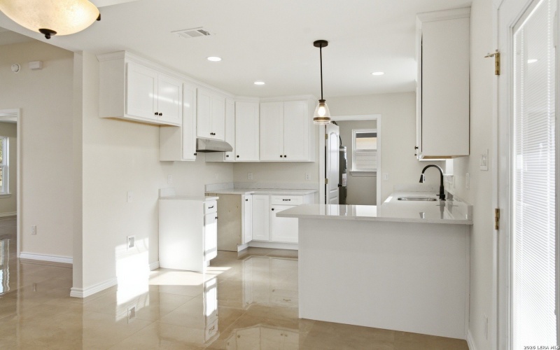 1090 Kifuri Street, Eagle Pass, TX 78852, 3 Bedrooms Bedrooms, ,2 BathroomsBathrooms,Residential,For Sale,1090 Kifuri Street,0,1954629