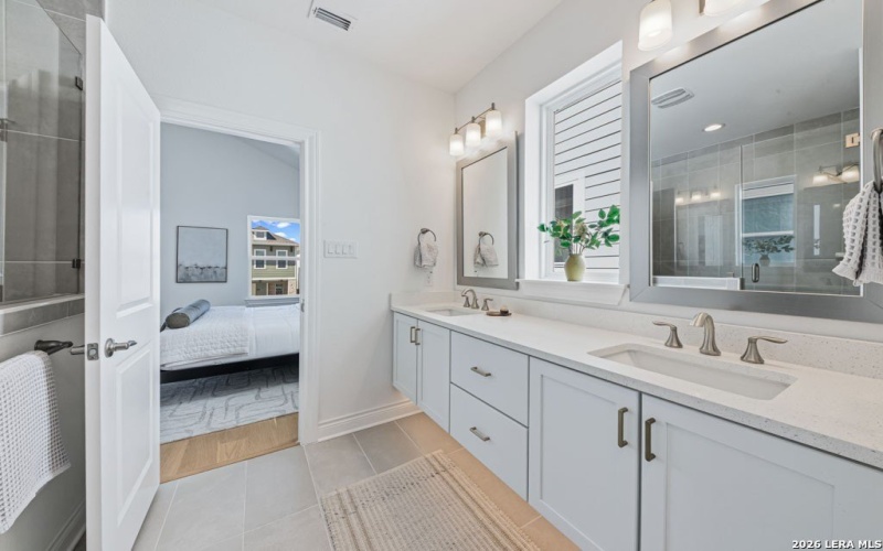 795 N Academy, New Braunfels, TX 78130, 3 Habitaciones Habitaciones , ,2 BañosBaños,Residential,En Venta,795 N Academy,0,1954731