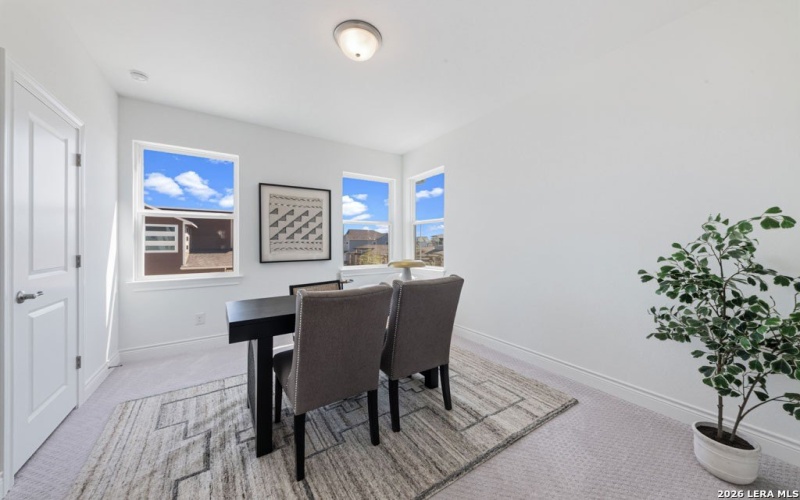 795 N Academy, New Braunfels, TX 78130, 3 Habitaciones Habitaciones , ,2 BañosBaños,Residential,En Venta,795 N Academy,0,1954731