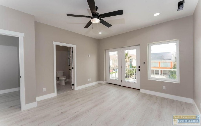 128A Saturn Lane #A, South Padre Island, TX 78597, 6 Bedrooms Bedrooms, ,6 BathroomsBathrooms,Residential,For Sale,128A Saturn Lane,0,106083