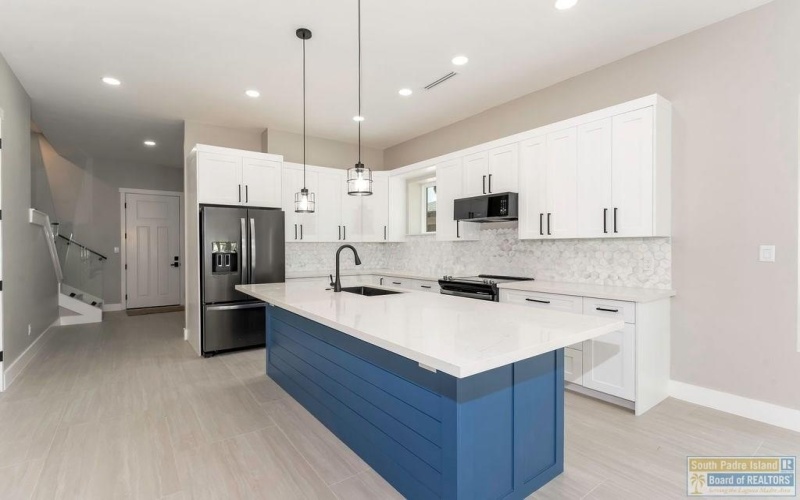 128A Saturn Lane #A, South Padre Island, TX 78597, 6 Bedrooms Bedrooms, ,6 BathroomsBathrooms,Residential,For Sale,128A Saturn Lane,0,106083