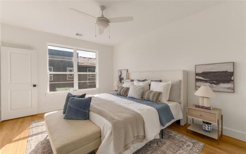 13325 Bee Street #104, Farmers Branch, TX 75234, 3 Bedrooms Bedrooms, ,3 BathroomsBathrooms,Residential,For Sale,13325 Bee Street,0,21222083