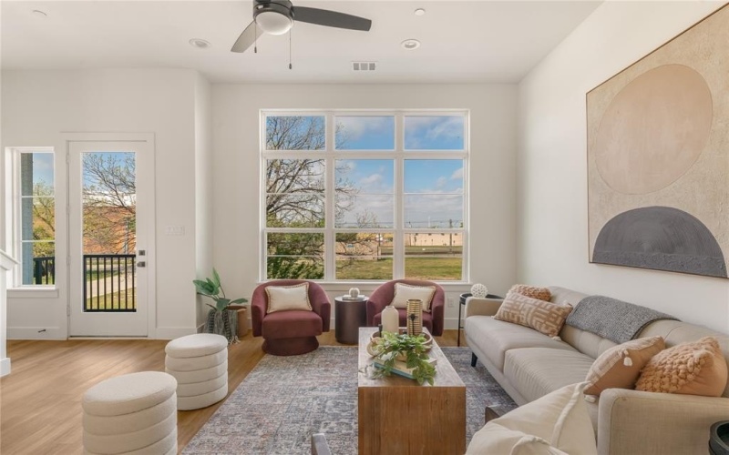 13325 Bee Street #104, Farmers Branch, TX 75234, 3 Bedrooms Bedrooms, ,3 BathroomsBathrooms,Residential,For Sale,13325 Bee Street,0,21222083