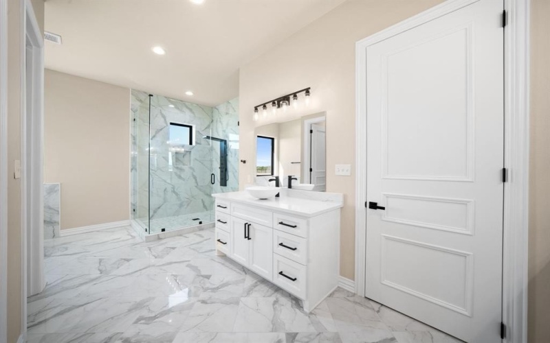 1341 Greycrest Terrace, Midlothian, TX 76065, 4 Bedrooms Bedrooms, ,6 BathroomsBathrooms,Residential,For Sale,1341 Greycrest Terrace,0,21223486