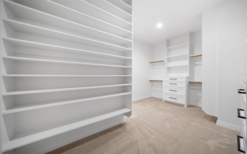 1341 Greycrest Terrace, Midlothian, TX 76065, 4 Bedrooms Bedrooms, ,6 BathroomsBathrooms,Residential,For Sale,1341 Greycrest Terrace,0,21223486