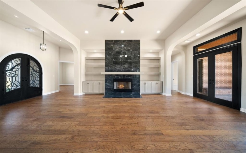 1341 Greycrest Terrace, Midlothian, TX 76065, 4 Bedrooms Bedrooms, ,6 BathroomsBathrooms,Residential,For Sale,1341 Greycrest Terrace,0,21223486