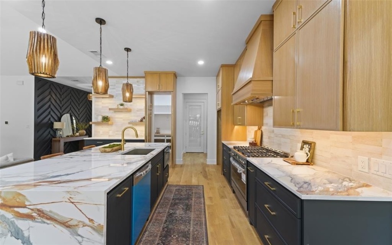 1000 Bluebonnet Ridge, Weatherford, TX 76087, 5 Bedrooms Bedrooms, ,3 BathroomsBathrooms,Residential,For Sale,1000 Bluebonnet Ridge,0,21223822