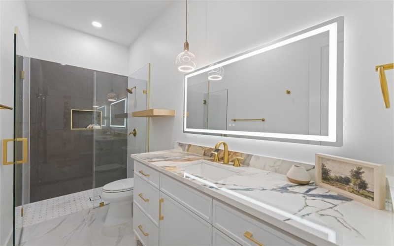 1000 Bluebonnet Ridge, Weatherford, TX 76087, 5 Bedrooms Bedrooms, ,3 BathroomsBathrooms,Residential,For Sale,1000 Bluebonnet Ridge,0,21223822