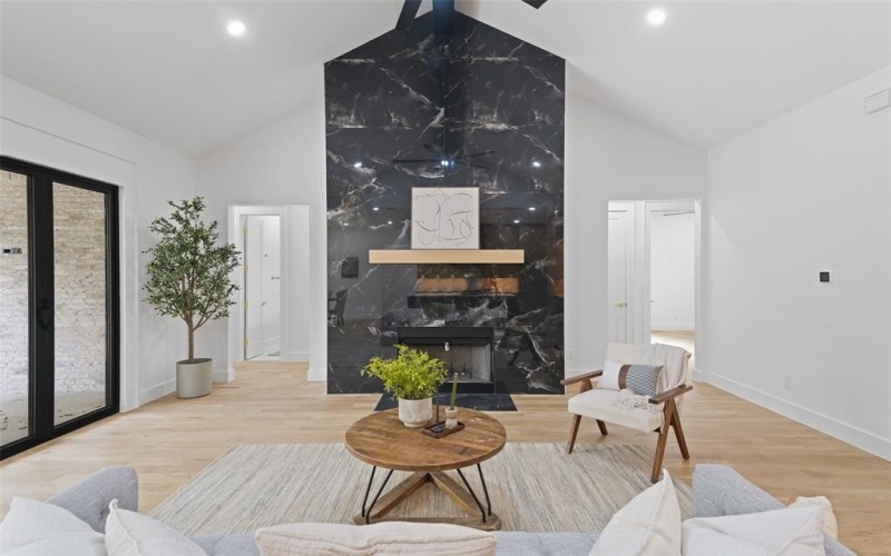 1000 Bluebonnet Ridge, Weatherford, TX 76087, 5 Bedrooms Bedrooms, ,3 BathroomsBathrooms,Residential,For Sale,1000 Bluebonnet Ridge,0,21223822