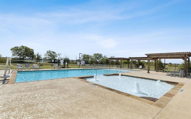 513 San Angelo Drive, Forney, TX 75126, 4 Bedrooms Bedrooms, ,3 BathroomsBathrooms,Residential,For Sale,513 San Angelo Drive,0,21228541