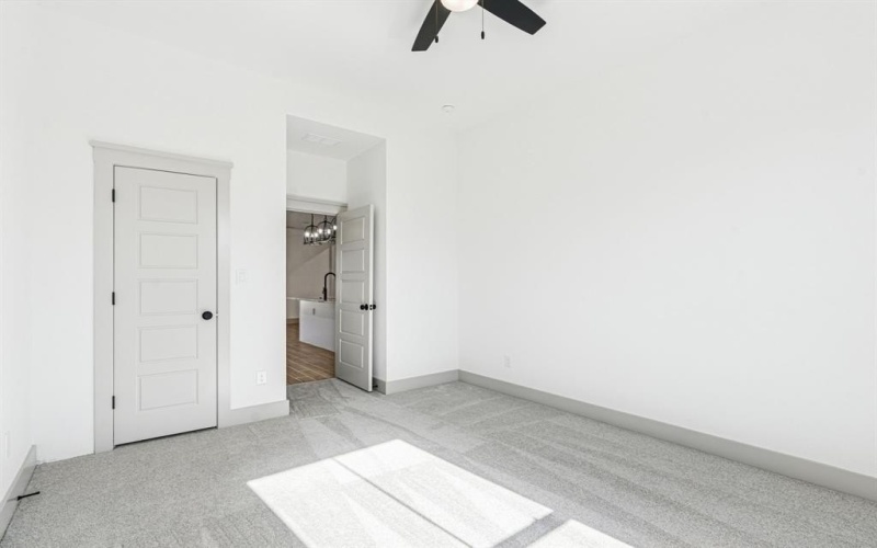 5012 Elizabeth Street, Granbury, TX 76048, 4 Bedrooms Bedrooms, ,2 BathroomsBathrooms,Residential,For Sale,5012 Elizabeth Street,0,21228555