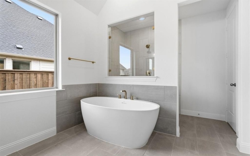 2611 Brazos Drive Drive, Mansfield, TX 76063, 4 Bedrooms Bedrooms, ,2 BathroomsBathrooms,Residential,For Sale,2611 Brazos Drive Drive,0,21228556