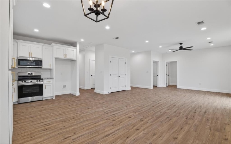 410 Church Street, Whitesboro, TX 76273, 3 Habitaciones Habitaciones , ,2 BañosBaños,Residential,En Venta,410 Church Street,0,21228841