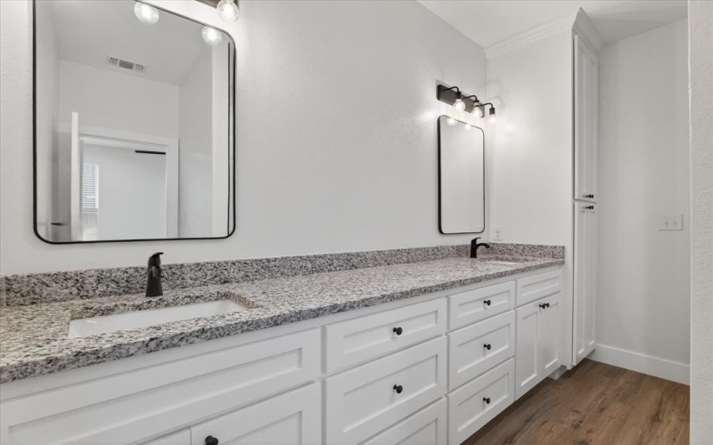 410 Church Street, Whitesboro, TX 76273, 3 Habitaciones Habitaciones , ,2 BañosBaños,Residential,En Venta,410 Church Street,0,21228841