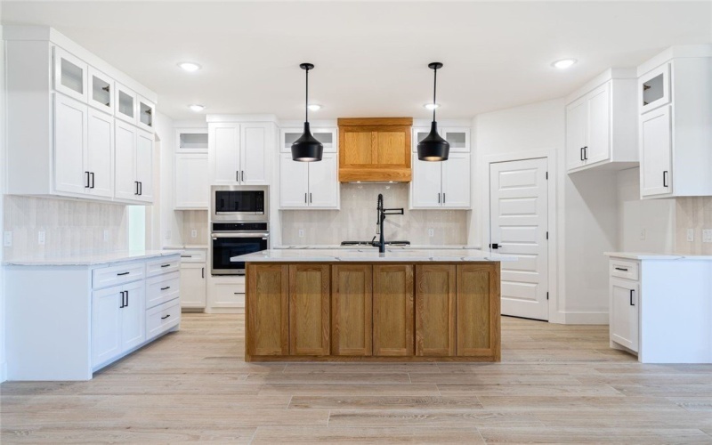 1454 Sansa Street, Corpus Christi, TX 78415, 4 Bedrooms Bedrooms, ,3 BathroomsBathrooms,Residential,For Sale,1454 Sansa Street,0,467201