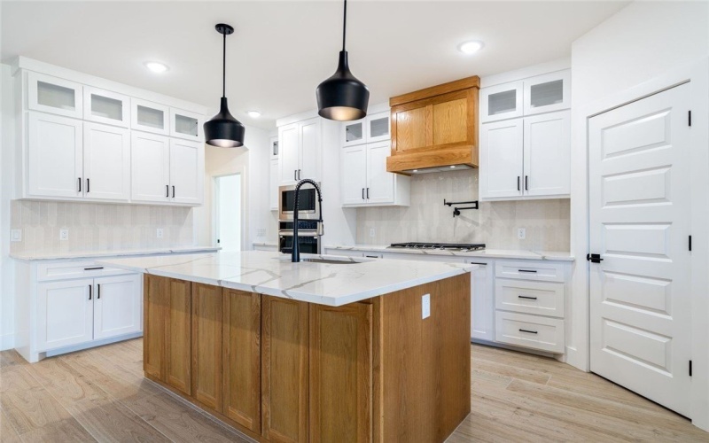 1454 Sansa Street, Corpus Christi, TX 78415, 4 Bedrooms Bedrooms, ,3 BathroomsBathrooms,Residential,For Sale,1454 Sansa Street,0,467201