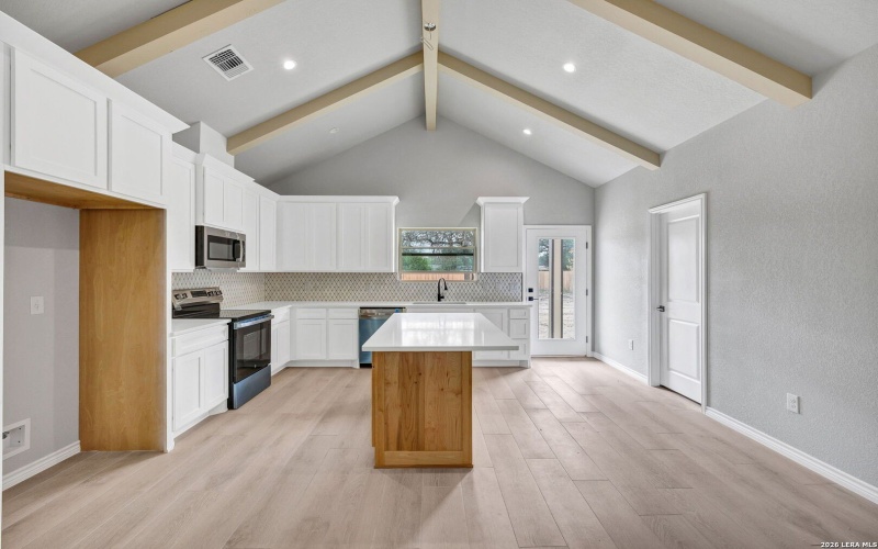 23206 Silver Chalice, Elmendorf, TX 78112, 3 Bedrooms Bedrooms, ,2 BathroomsBathrooms,Residential,For Sale,23206 Silver Chalice,0,1955105