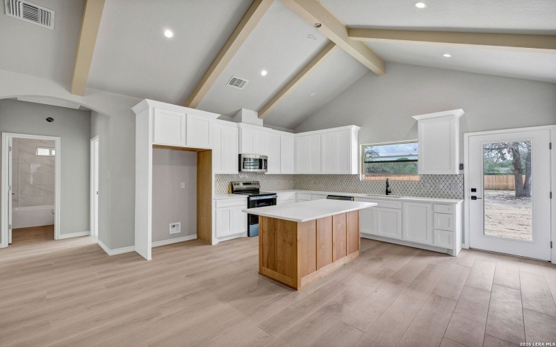 23206 Silver Chalice, Elmendorf, TX 78112, 3 Bedrooms Bedrooms, ,2 BathroomsBathrooms,Residential,For Sale,23206 Silver Chalice,0,1955105