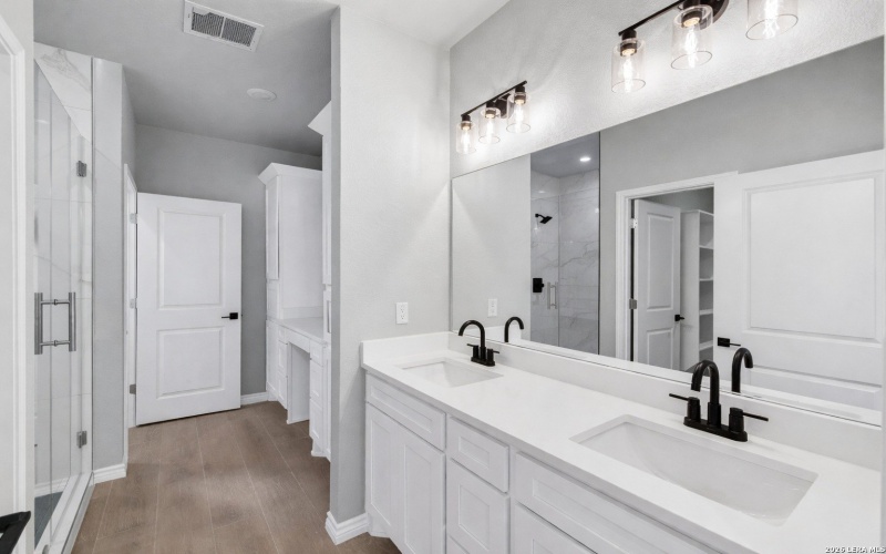 23206 Silver Chalice, Elmendorf, TX 78112, 3 Bedrooms Bedrooms, ,2 BathroomsBathrooms,Residential,For Sale,23206 Silver Chalice,0,1955105