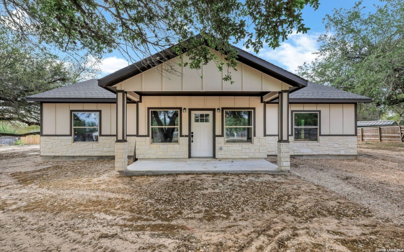 23206 Silver Chalice, Elmendorf, TX 78112, 3 Bedrooms Bedrooms, ,2 BathroomsBathrooms,Residential,For Sale,23206 Silver Chalice,0,1955105