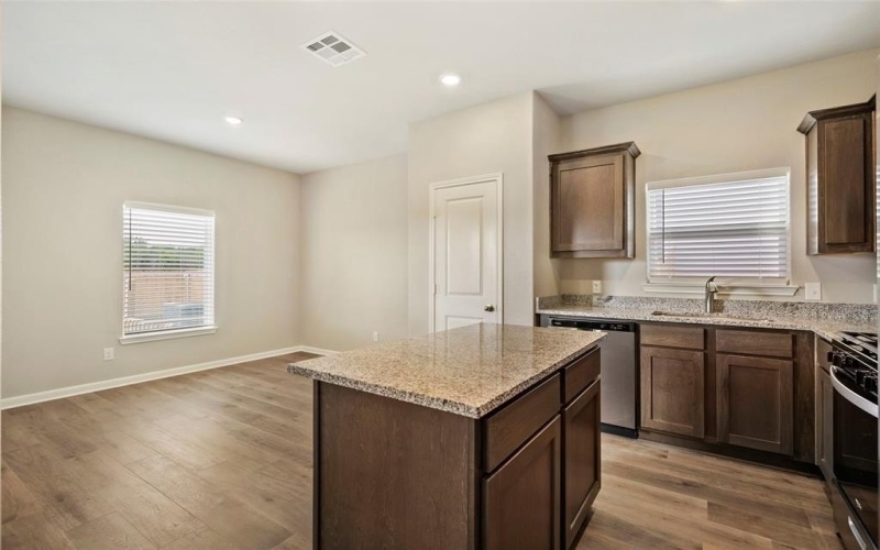 207 Southgate Drive, Terrell, TX 75160, 3 Bedrooms Bedrooms, ,2 BathroomsBathrooms,Residential,For Sale,207 Southgate Drive,0,21191799