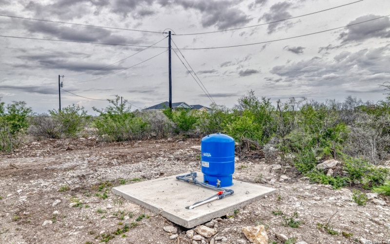 22 Greystone Hills Circle, Uvalde, TX 78801, 4 Bedrooms Bedrooms, ,5 BathroomsBathrooms,Residential,For Sale,22 Greystone Hills Circle,0,1955127