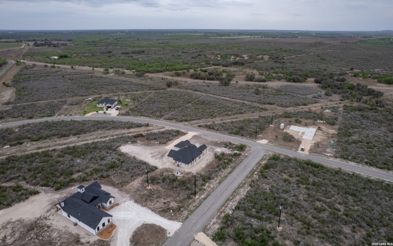 22 Greystone Hills Circle, Uvalde, TX 78801, 4 Bedrooms Bedrooms, ,5 BathroomsBathrooms,Residential,For Sale,22 Greystone Hills Circle,0,1955127