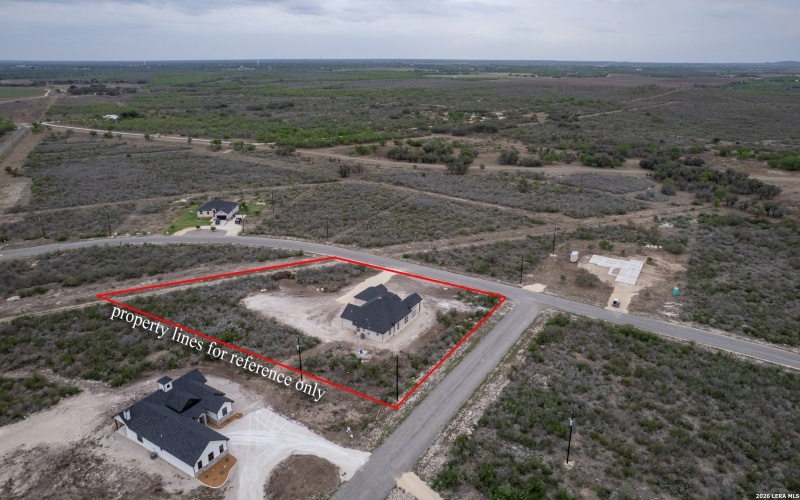 22 Greystone Hills Circle, Uvalde, TX 78801, 4 Bedrooms Bedrooms, ,5 BathroomsBathrooms,Residential,For Sale,22 Greystone Hills Circle,0,1955127