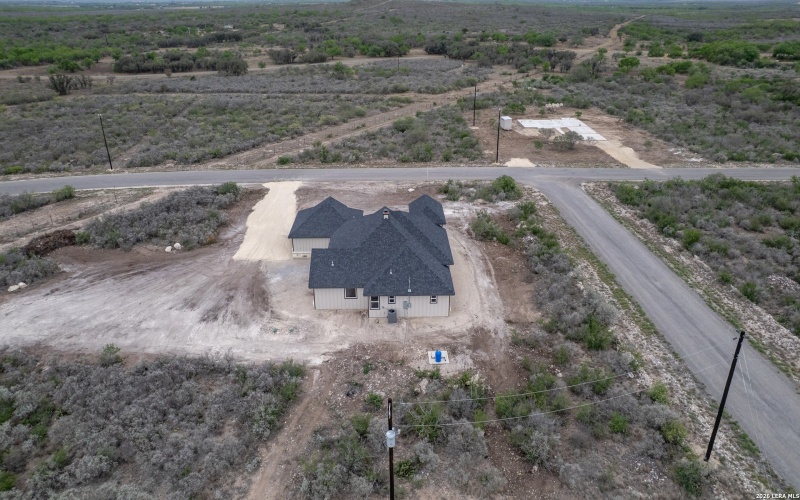 22 Greystone Hills Circle, Uvalde, TX 78801, 4 Bedrooms Bedrooms, ,5 BathroomsBathrooms,Residential,For Sale,22 Greystone Hills Circle,0,1955127
