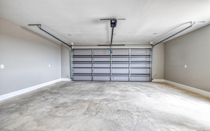 22 Greystone Hills Circle, Uvalde, TX 78801, 4 Bedrooms Bedrooms, ,5 BathroomsBathrooms,Residential,For Sale,22 Greystone Hills Circle,0,1955127