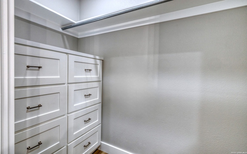 22 Greystone Hills Circle, Uvalde, TX 78801, 4 Bedrooms Bedrooms, ,5 BathroomsBathrooms,Residential,For Sale,22 Greystone Hills Circle,0,1955127