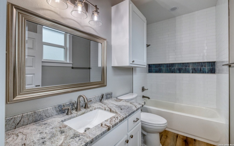 22 Greystone Hills Circle, Uvalde, TX 78801, 4 Bedrooms Bedrooms, ,5 BathroomsBathrooms,Residential,For Sale,22 Greystone Hills Circle,0,1955127