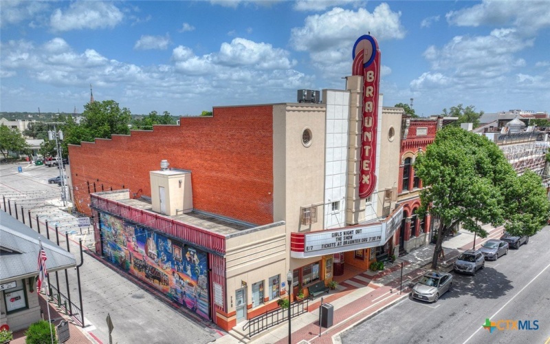 5542 DAYLIGHT Drive, New Braunfels, TX 78130, 4 Bedrooms Bedrooms, ,2 BathroomsBathrooms,Residential,For Sale,5542 DAYLIGHT Drive,0,609652