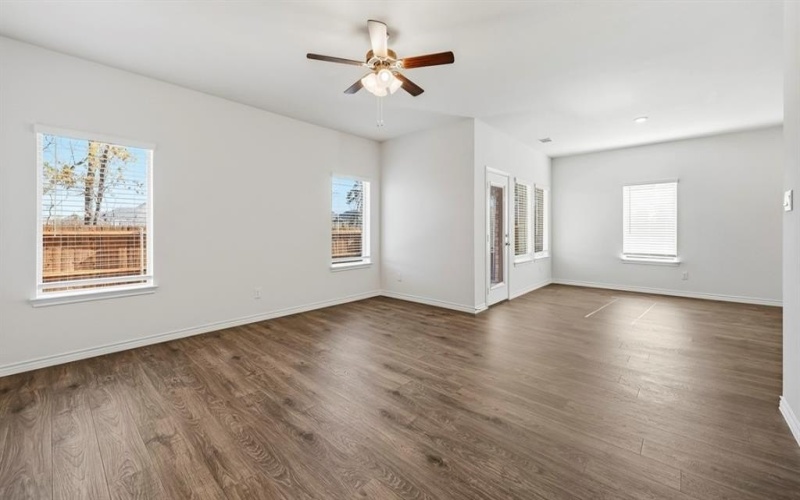 1311 Silent Peak Drive, Princeton, TX 75407, 4 Bedrooms Bedrooms, ,2 BathroomsBathrooms,Residential,For Sale,1311 Silent Peak Drive,0,21229551