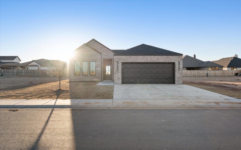 1415 Farmhouse Avenue, Wolfforth, TX 79382, 3 Bedrooms Bedrooms, ,2 BathroomsBathrooms,Residential,For Sale,1415 Farmhouse Avenue,0,202604448