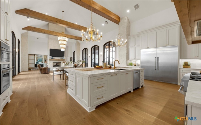 117 Iris Street, Lorena, TX 76655, 4 Bedrooms Bedrooms, ,5 BathroomsBathrooms,Residential,For Sale,117 Iris Street,0,609760